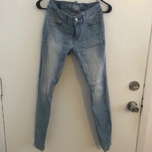 American Eagle Light Wash Jeggings